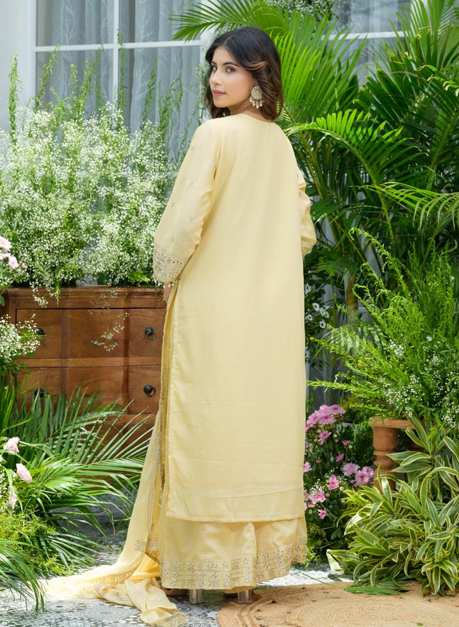 دي دبليو طقم كورتا مستقيمة مطرزة مع بنطال ودوباتا للنساء - Image 4